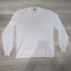 White Hugo boss sweater
